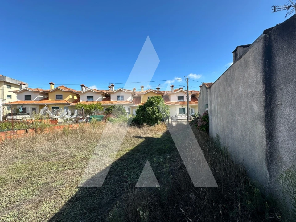 Terreno para Venda em Oiã Foto 3