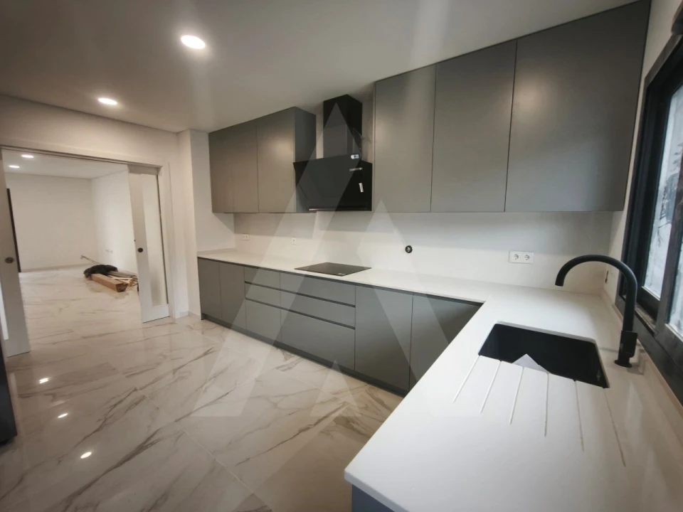 Moradia T4 para Venda em Ílhavo (São Salvador) Foto 3