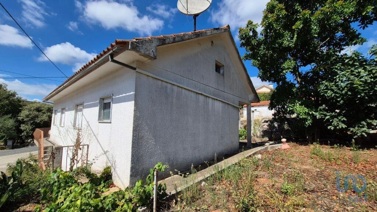 Moradia T3 para Venda em Porto de Mós - São João Baptista e São Pedro Foto 3