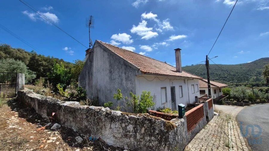 Moradia T3 para Venda em Porto de Mós - São João Baptista e São Pedro Foto 2