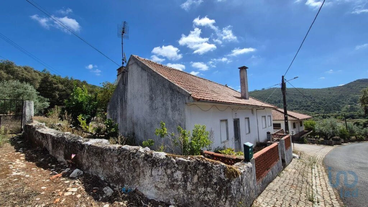 Moradia T3 para Venda em Porto de Mós - São João Baptista e São Pedro Foto 2