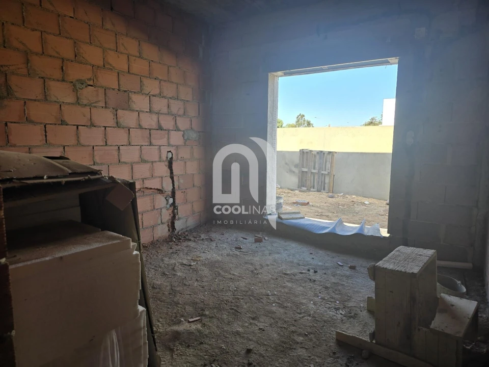 Moradia T4 para Venda em Quinta do Anjo Foto 16