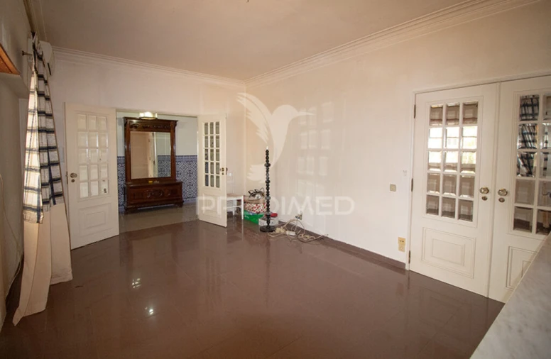 Moradia T4 para Venda em Vimieiro Foto 16