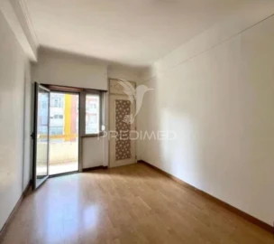 Apartamento T2 para Venda em Oeiras e São Julião da Barra, Paço de Arcos e Caxias