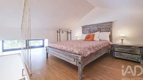 Moradia T4 para Venda em Campanhã