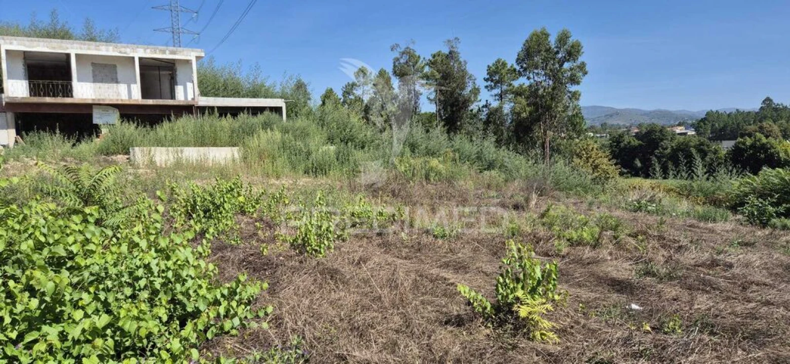 Moradia T3 para Venda em Sabariz Foto 17