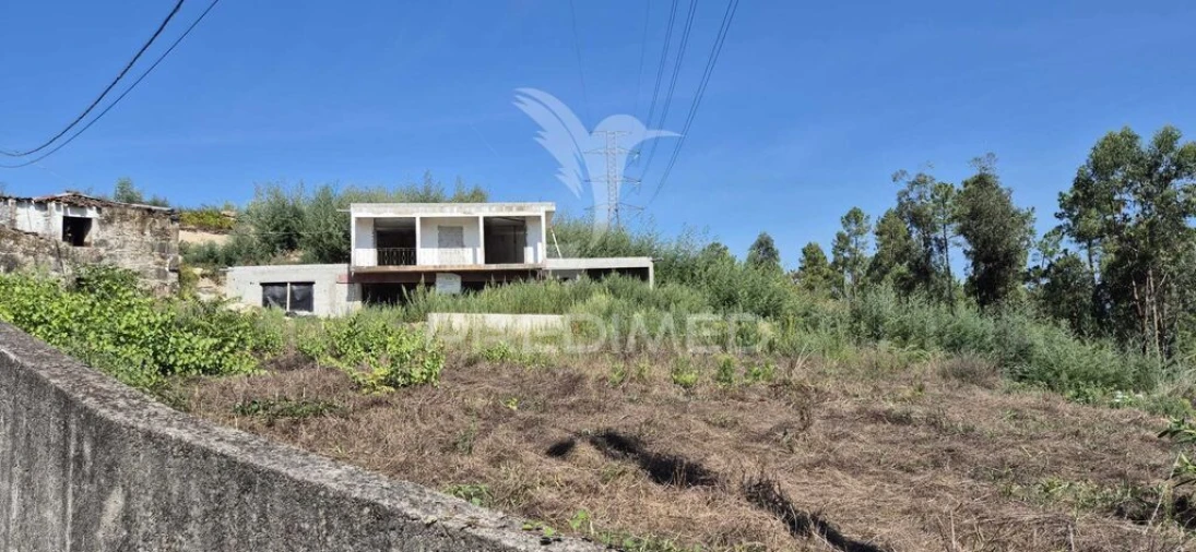 Moradia T3 para Venda em Sabariz Foto 16