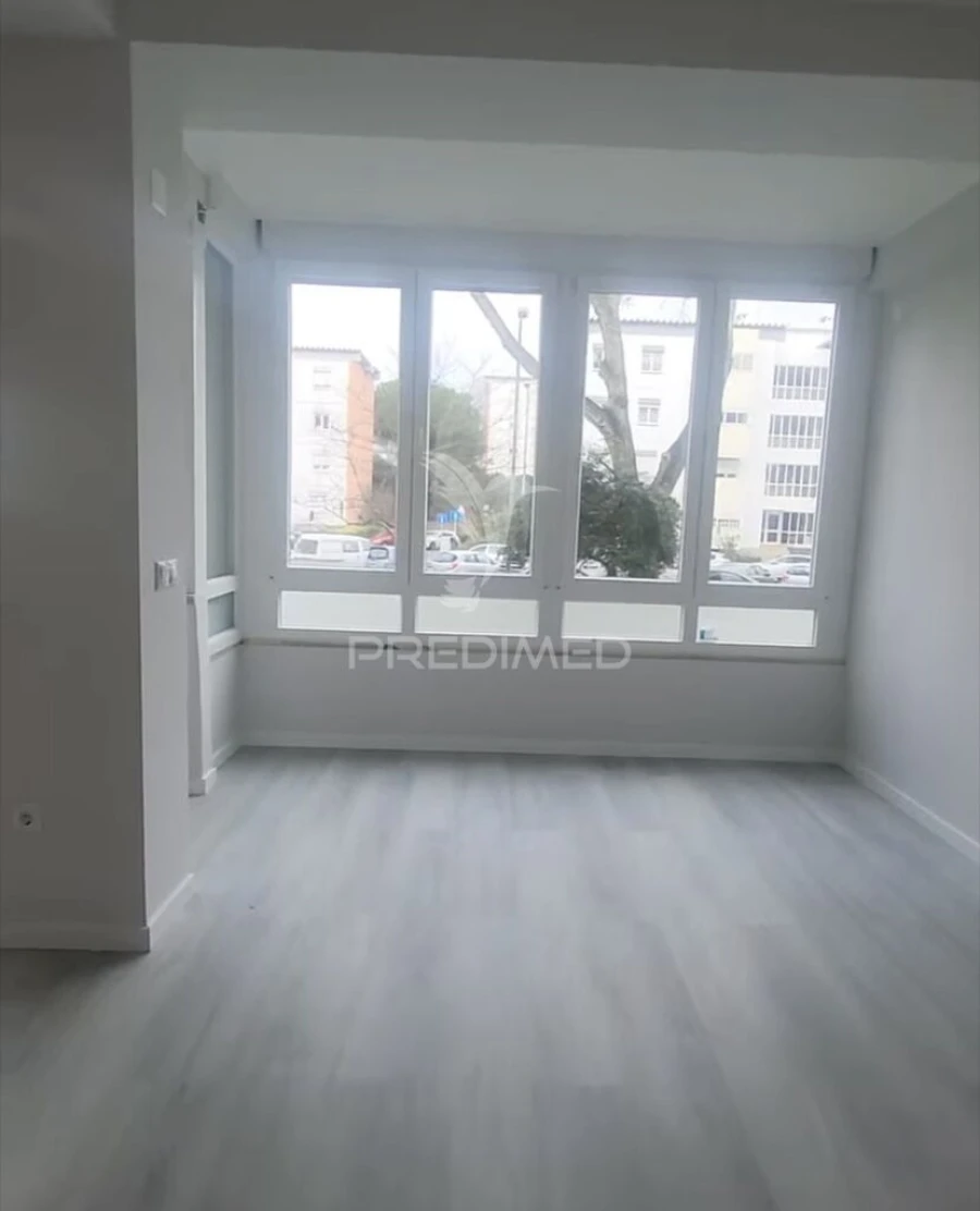 Apartamento T2 para Venda em Oeiras e São Julião da Barra, Paço de Arcos e Caxias Foto 6