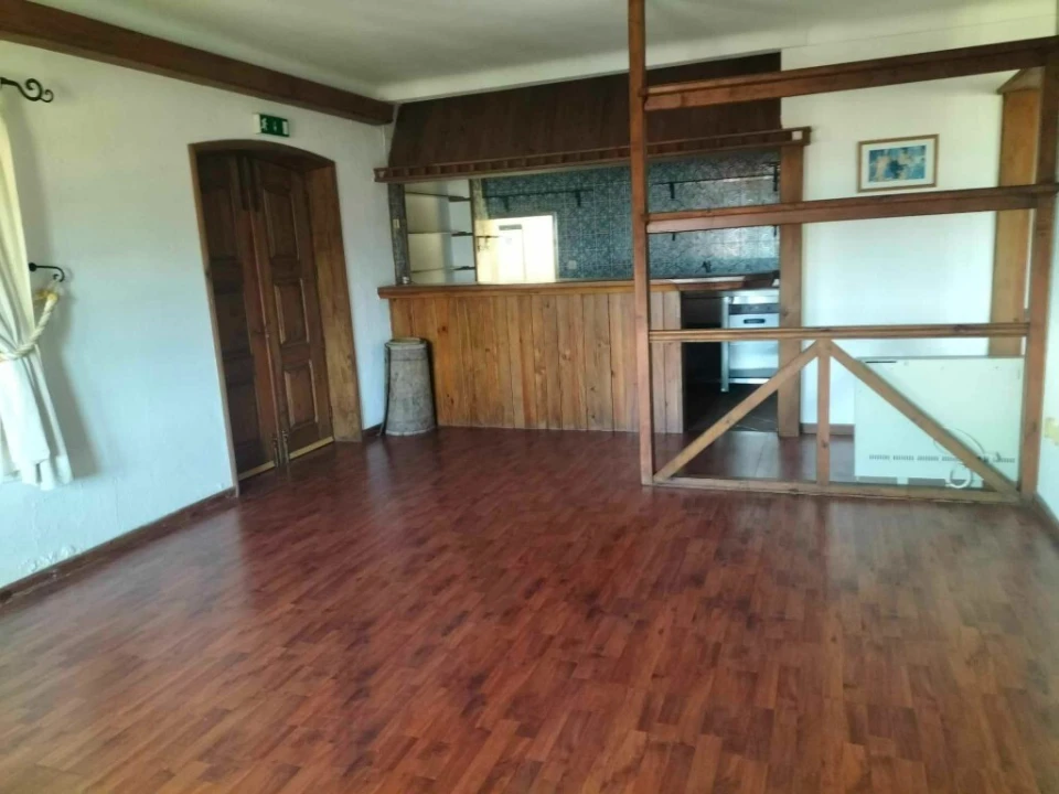 Negócio para Venda em Lamelas e Guimarei Foto 31