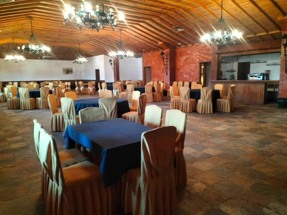 Negócio para Venda em Lamelas e Guimarei Foto 17