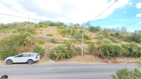 Terreno para Venda em Conceição e Estoi