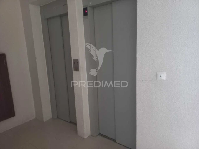 Apartamento T2 para Venda em Castanheira do Ribatejo e Cachoeiras Foto 4