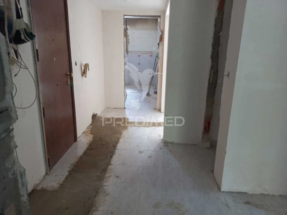 Apartamento T2 para Venda em Castanheira do Ribatejo e Cachoeiras Foto 5