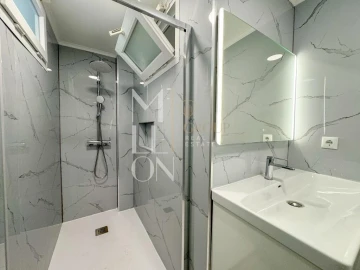 Apartamento T2 para Venda em Oeiras e São Julião da Barra, Paço de Arcos e Caxias