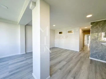 Apartamento T2 para Venda em Oeiras e São Julião da Barra, Paço de Arcos e Caxias