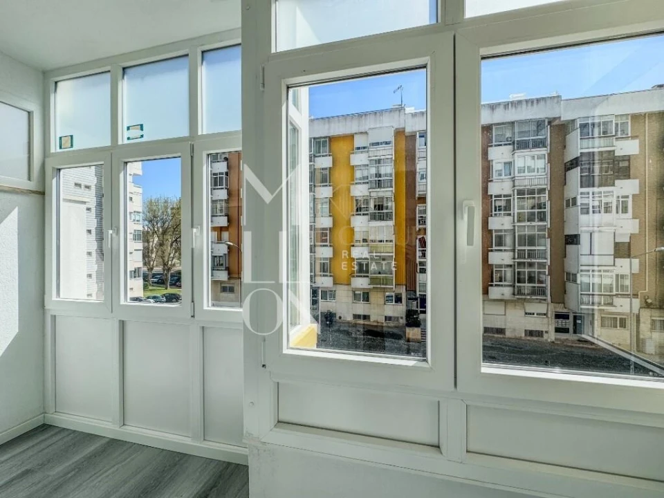 Apartamento T2 para Venda em Oeiras e São Julião da Barra, Paço de Arcos e Caxias Foto 24