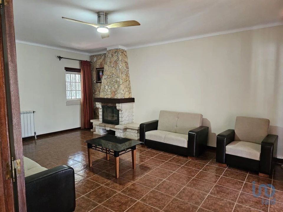 Moradia T3 para Venda em Maçãs de D. Maria Foto 9