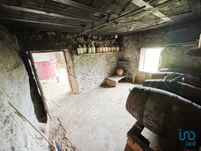 Moradia T3 para Venda em Podame Foto 7