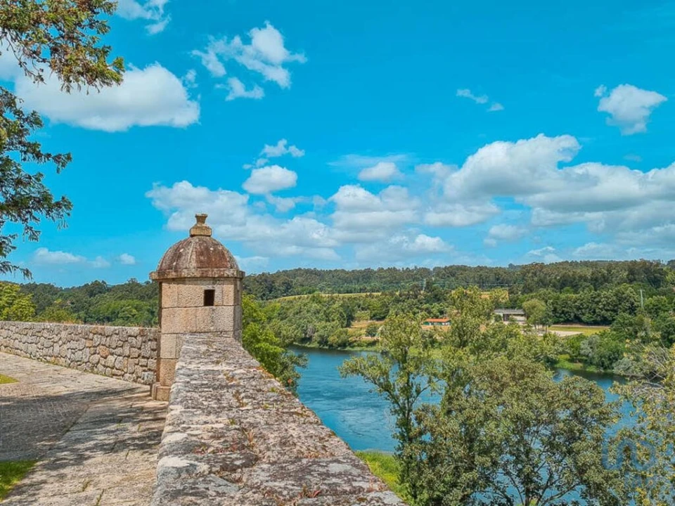 Moradia T3 para Venda em Podame Foto 13