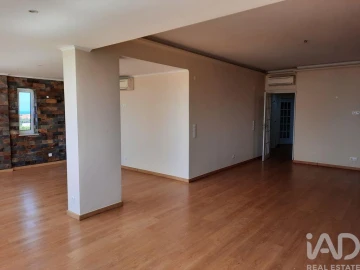 Apartamento T4 para Venda em Cascais e Estoril