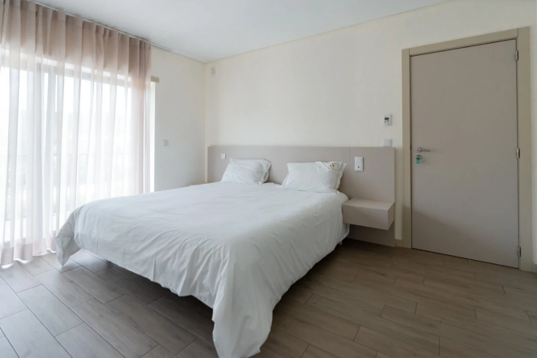 Prédio para Venda em Mosteiro Foto 88