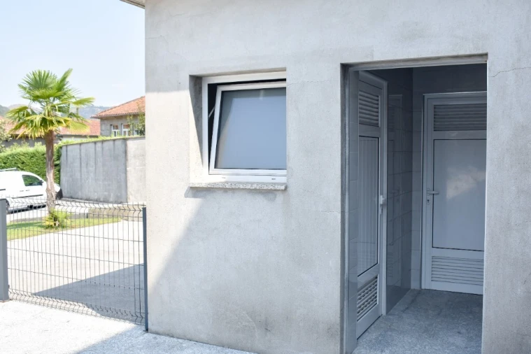 Prédio para Venda em Mosteiro Foto 20