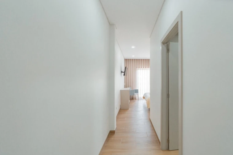 Prédio para Venda em Mosteiro Foto 53