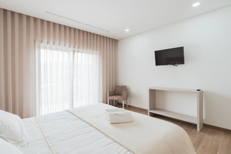 Prédio para Venda em Mosteiro Foto 39