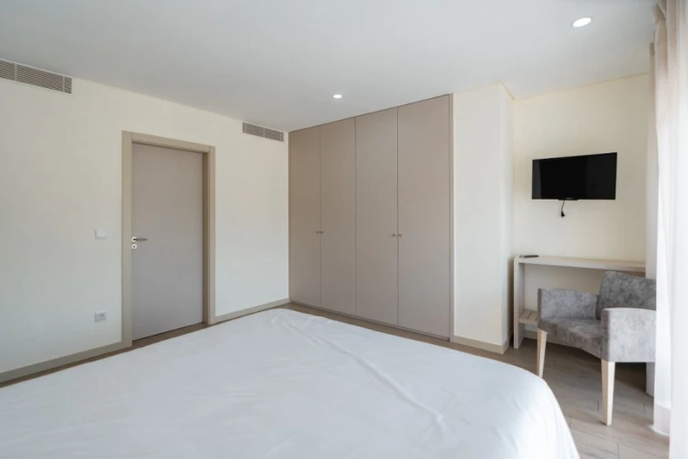 Prédio para Venda em Mosteiro Foto 90