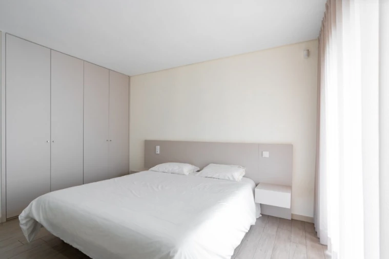 Prédio para Venda em Mosteiro Foto 80