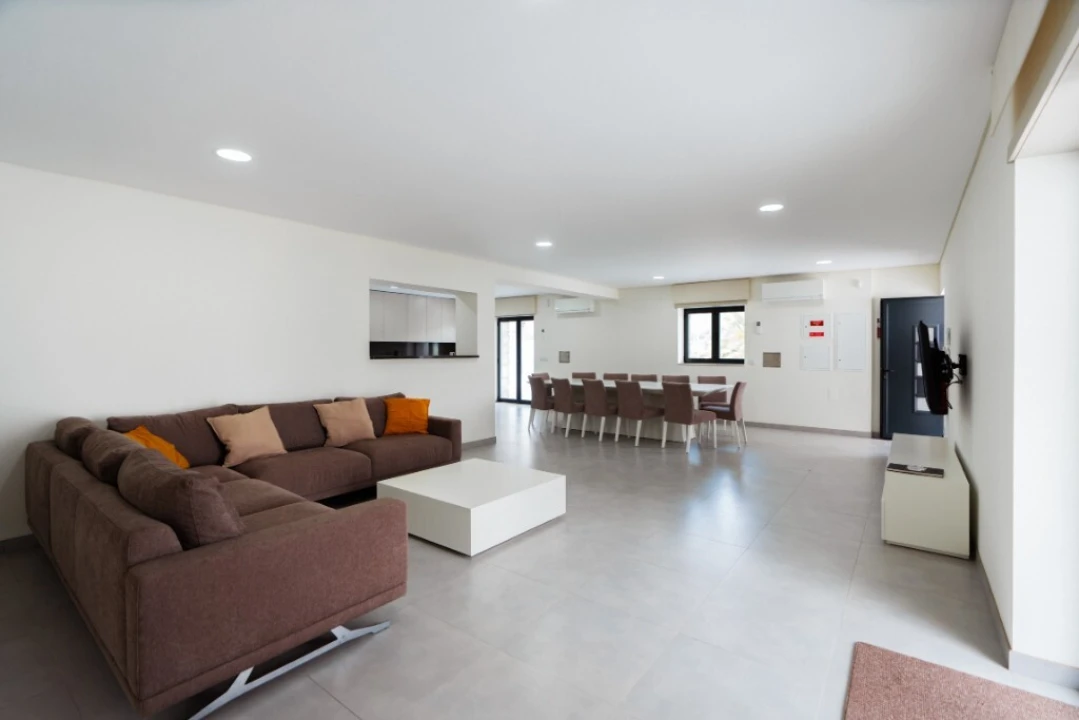 Prédio para Venda em Mosteiro Foto 62