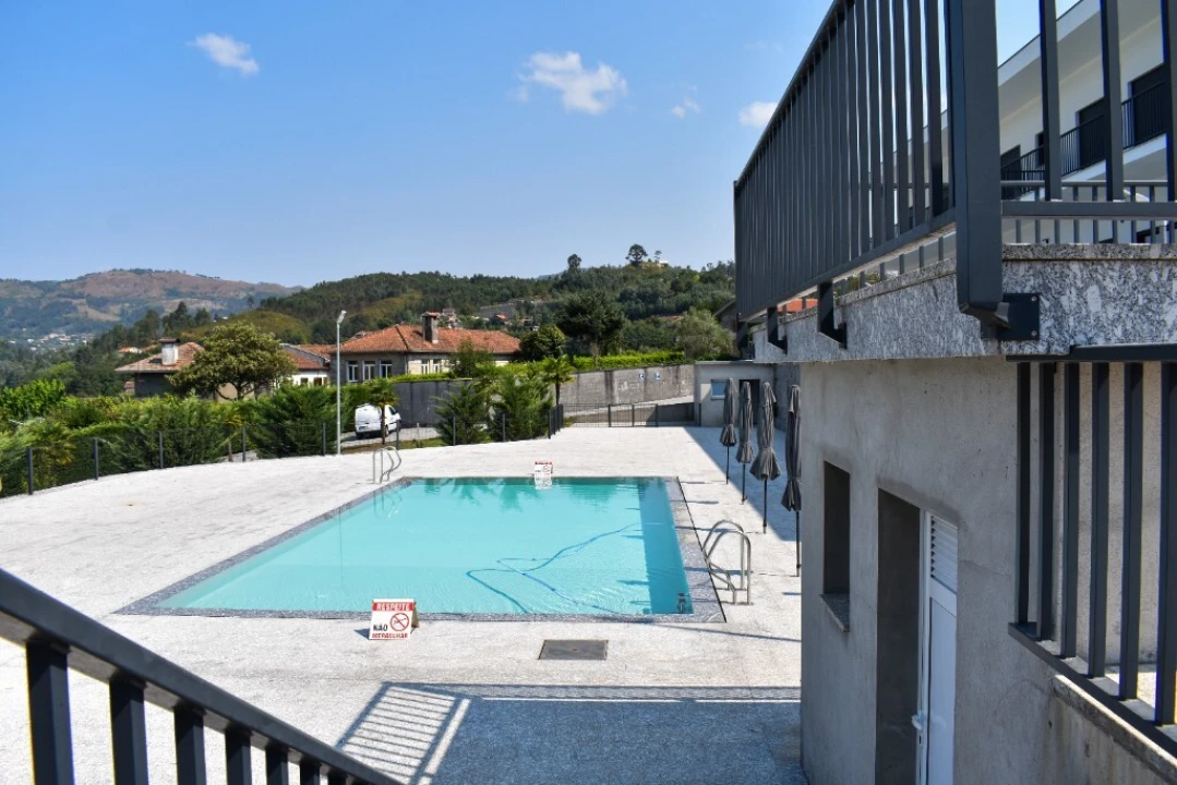 Prédio para Venda em Mosteiro Foto 15