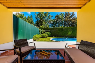 Moradia T4 para Venda em Agualva e Mira-Sintra