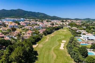 Moradia T4 para Venda em Agualva e Mira-Sintra