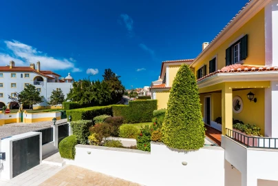 Moradia T4 para Venda em Agualva e Mira-Sintra