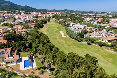 Moradia T4 para Venda em Agualva e Mira-Sintra