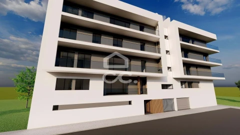 Apartamento T4 para Venda em Condeixa-A-Velha e Condeixa-A-Nova