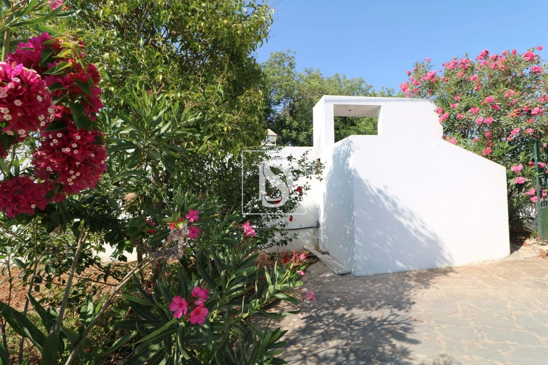 Moradia T4 para Venda em Albufeira e Olhos de Água Foto 30