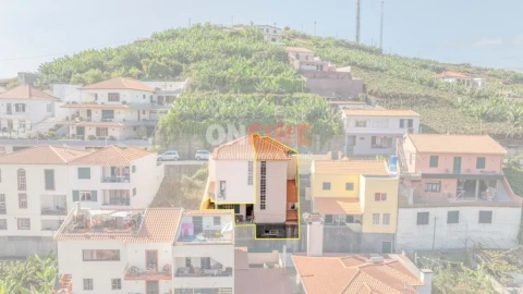 Moradia T2 para Venda em Camara de Lobos