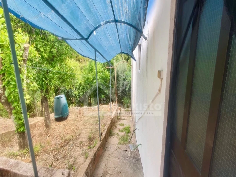 Moradia T3 para Venda em Portela do Fojo-Machio Foto 28