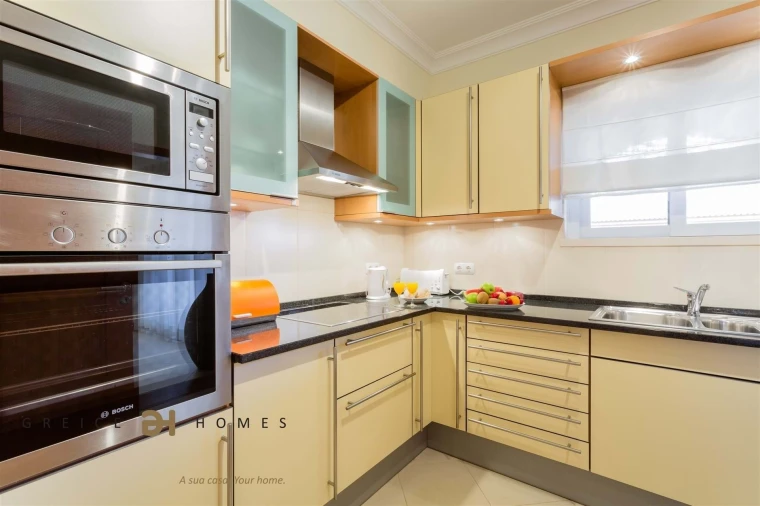 Apartamento T2 para Arrendamento em Quarteira Foto 18