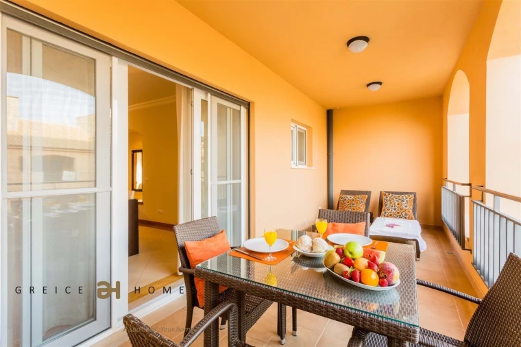 Apartamento T2 para Arrendamento em Quarteira Foto 3