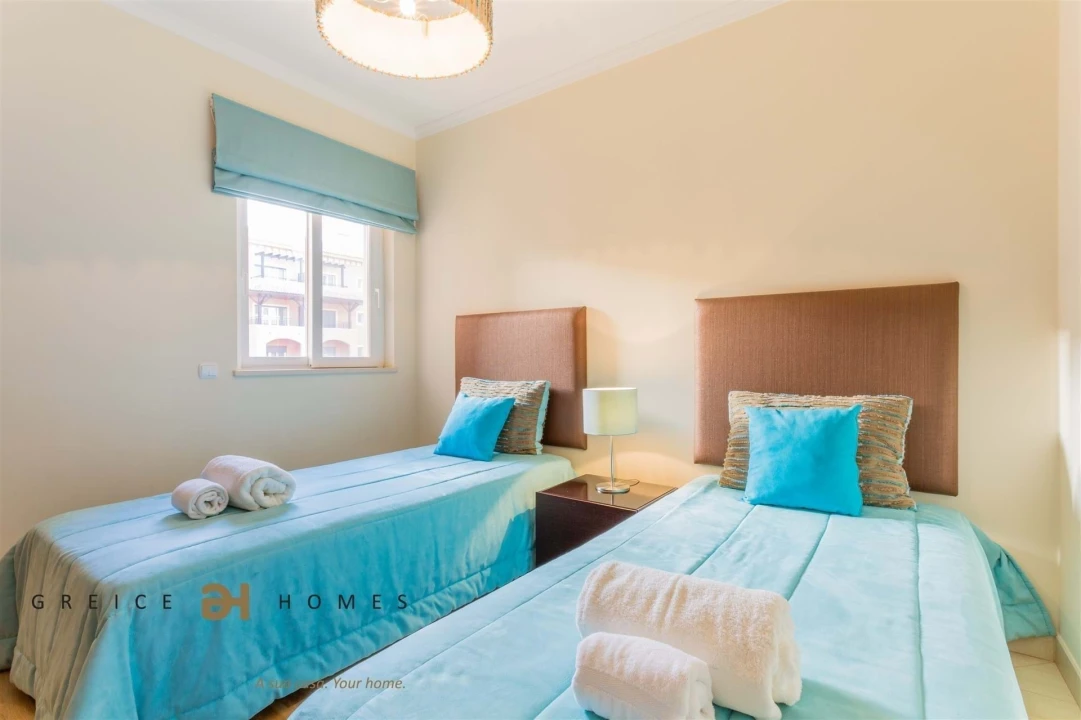 Apartamento T2 para Arrendamento em Quarteira Foto 24