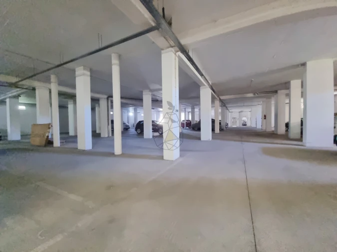 Apartamento T2 para Arrendamento em Portimão Foto 24