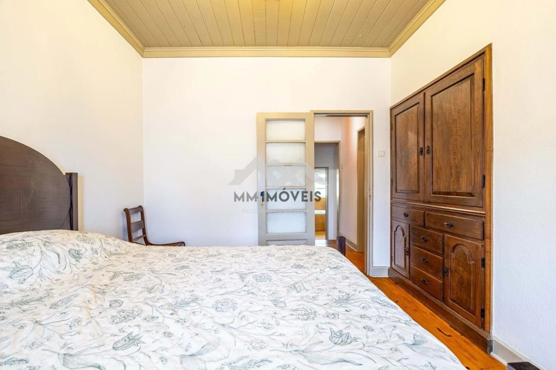 Moradia T6 para Venda em Guardão Foto 32