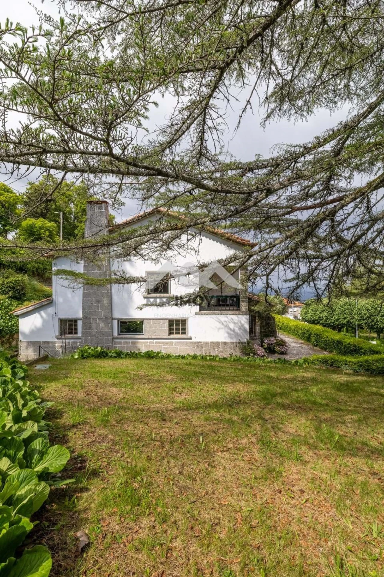 Moradia T6 para Venda em Guardão Foto 69