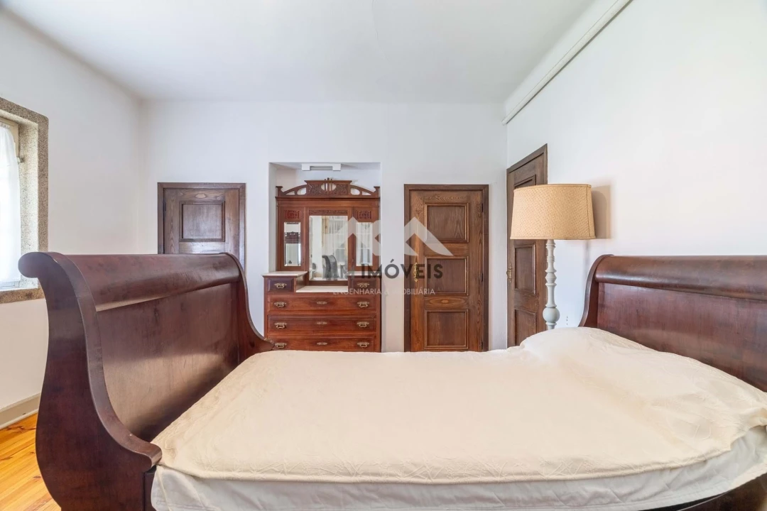 Moradia T6 para Venda em Guardão Foto 36