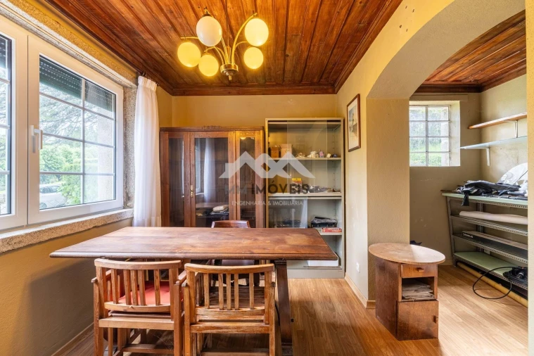 Moradia T6 para Venda em Guardão Foto 23