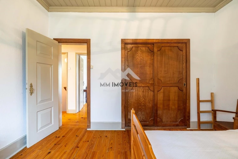 Moradia T6 para Venda em Guardão Foto 43