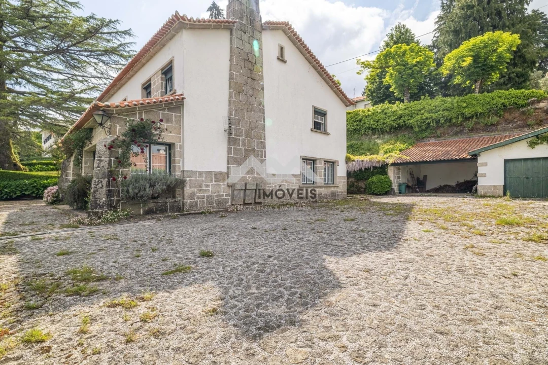 Moradia T6 para Venda em Guardão Foto 51